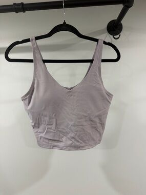 Lilac V-Neck Cropped Tank Top THE GYM PEOPLE
